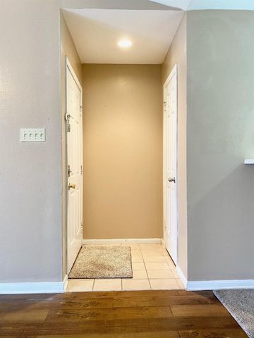 14600 Fonmeadow Drive 907, Houston, TX 77035
