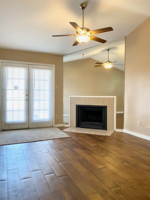 14600 Fonmeadow Drive 907, Houston, TX 77035