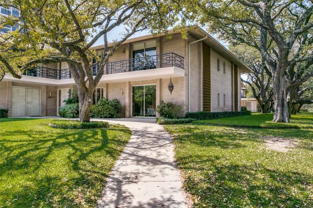 6332 Bandera Avenue D, Dallas, TX 75225