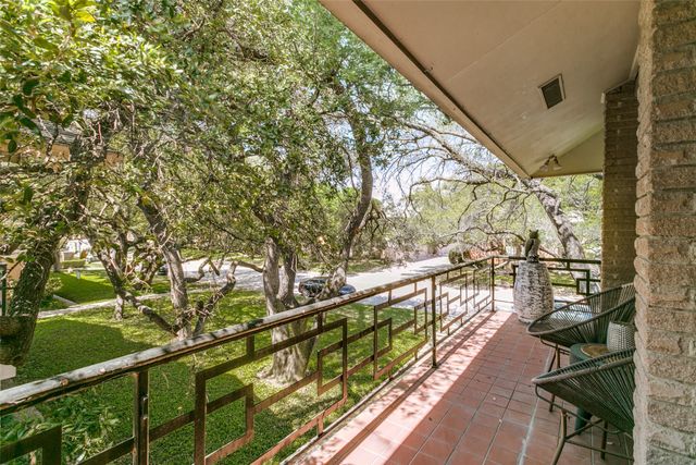 6332 Bandera Avenue D, Dallas, TX 75225