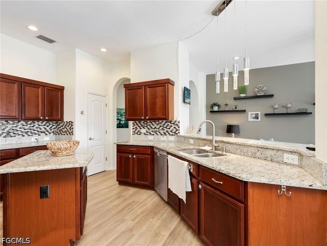 2301 SW 21st AVE, Cape Coral, FL 33991