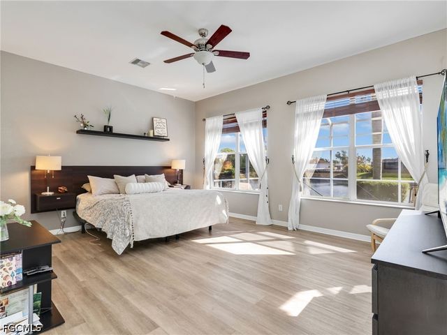 2301 SW 21st AVE, Cape Coral, FL 33991
