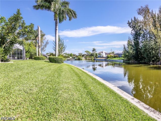 2301 SW 21st AVE, Cape Coral, FL 33991
