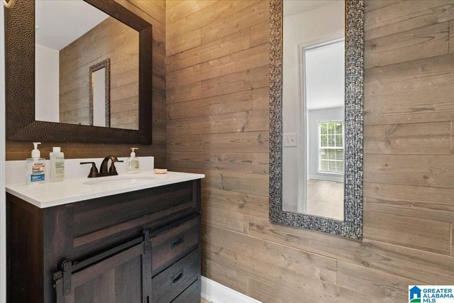 5741 RED HOLLOW ROAD, Birmingham, AL 35215