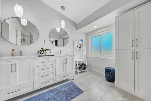 197 Desert Falls E, Palm Desert, CA 92211