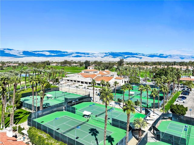 197 Desert Falls E, Palm Desert, CA 92211