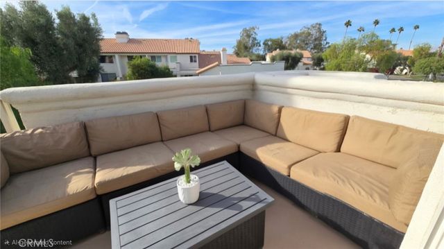197 Desert Falls E, Palm Desert, CA 92211