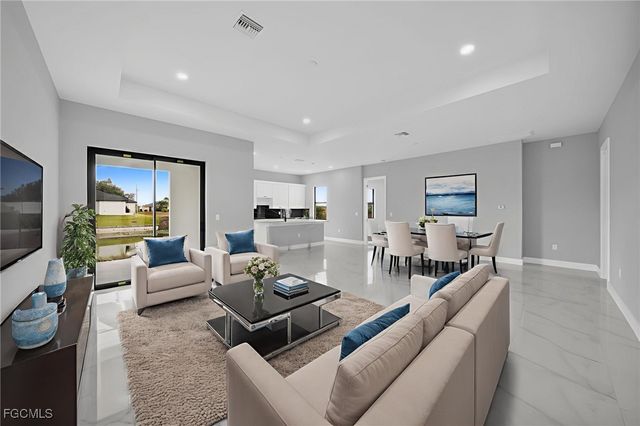 1225 NE 5th PL, Cape Coral, FL 33909