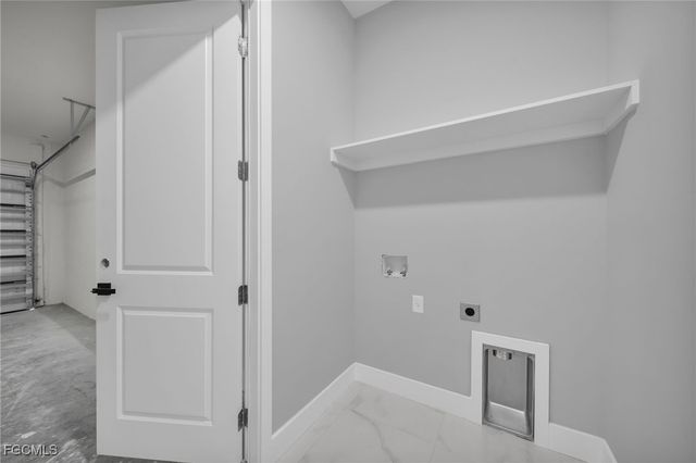 1225 NE 5th PL, Cape Coral, FL 33909