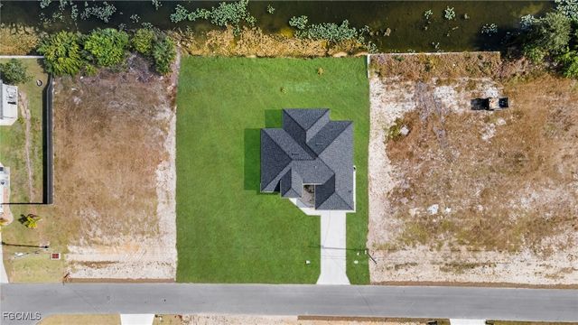 1225 NE 5th PL, Cape Coral, FL 33909