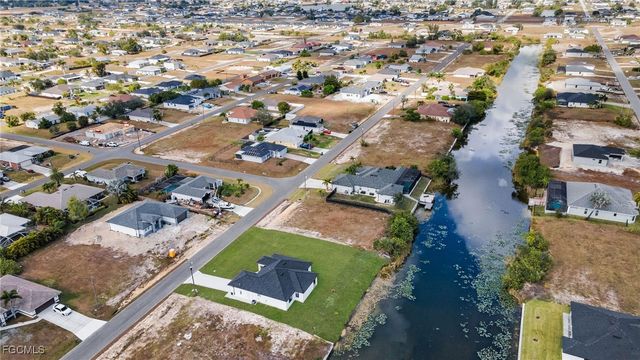 1225 NE 5th PL, Cape Coral, FL 33909