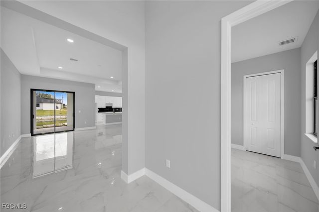 1225 NE 5th PL, Cape Coral, FL 33909