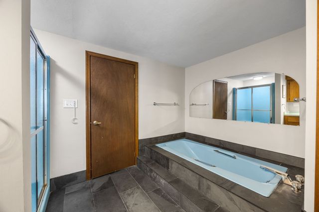 171 Gifford Rd, Westport, MA 02790