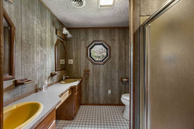 171 Gifford Rd, Westport, MA 02790