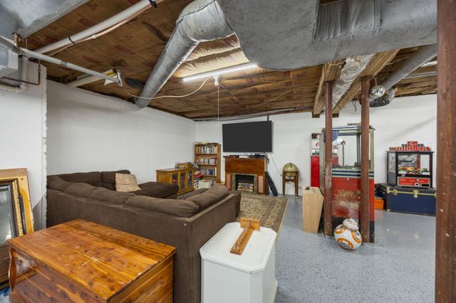 171 Gifford Rd, Westport, MA 02790