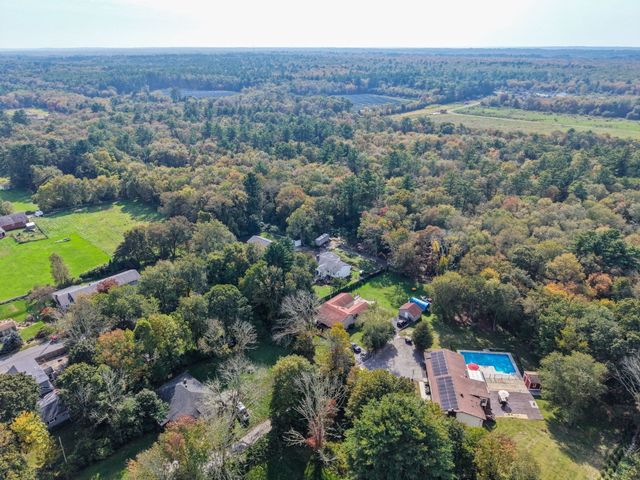 171 Gifford Rd, Westport, MA 02790