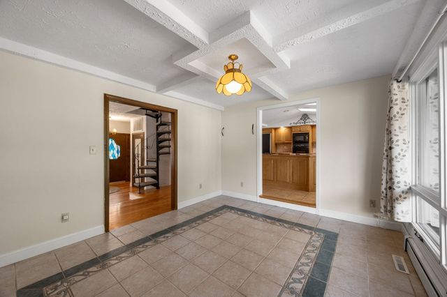 171 Gifford Rd, Westport, MA 02790