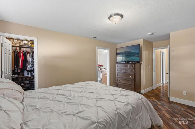 10922 Cocoon St, Nampa, ID 83687