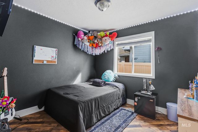 10922 Cocoon St, Nampa, ID 83687