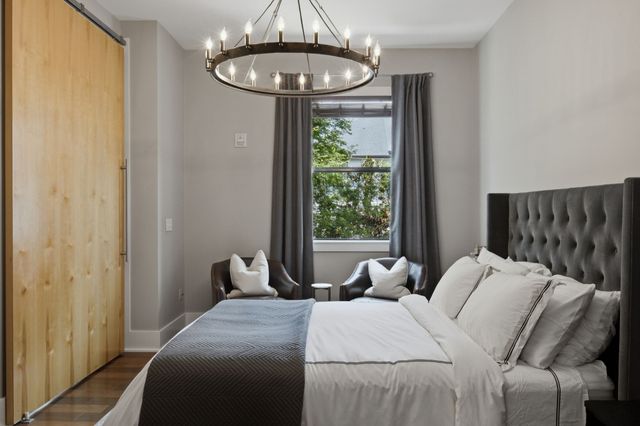 2201 8th Ave S Apt 101, Nashville, TN 37204