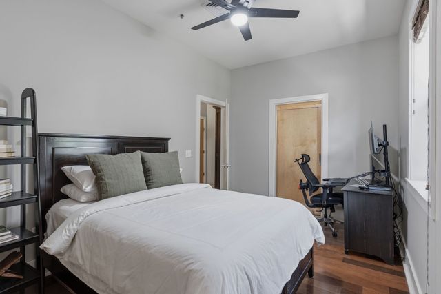 2201 8th Ave S Apt 101, Nashville, TN 37204