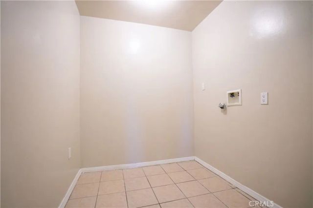 8855 Tyrone Avenue, Panorama City, CA 91402