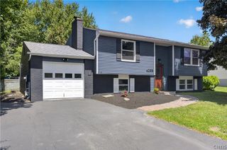4265 Hunting Creek Drive, Clay, NY 13041
