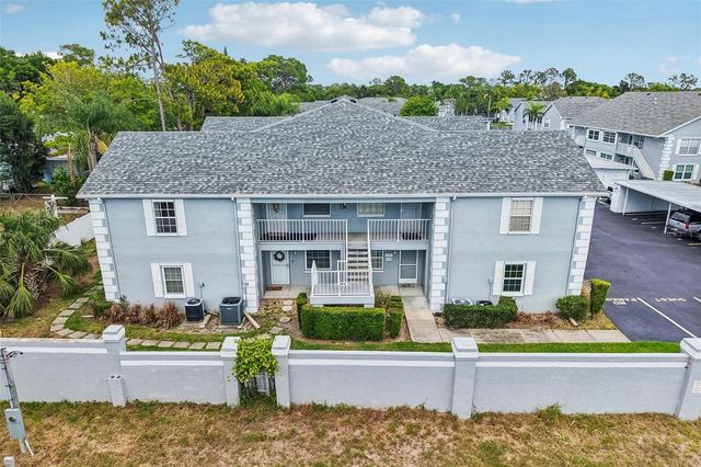 7713 HILLSIDE COURT 204, Hudson, FL 34667
