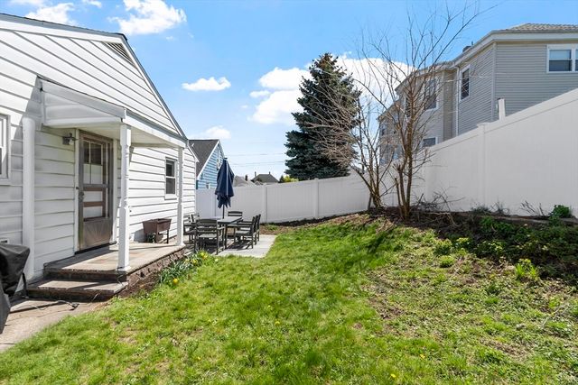 368 Park Avenue, Revere, MA 02151