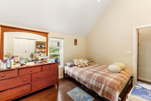 27 Division Street, South River, NJ 08882