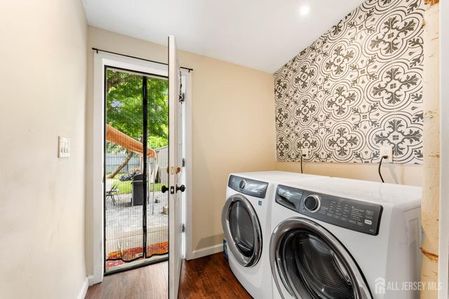 27 Division Street, South River, NJ 08882