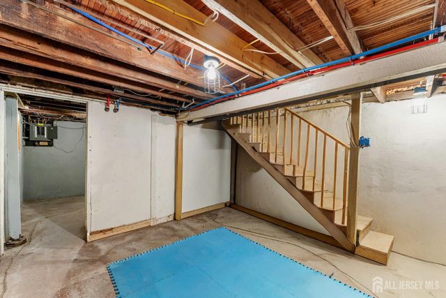 27 Division Street, South River, NJ 08882