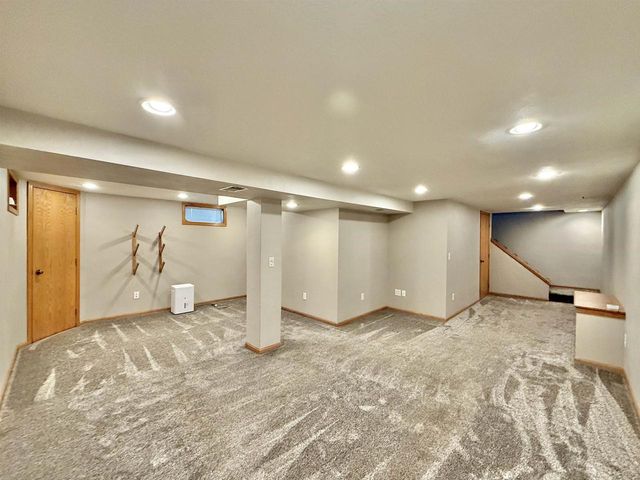 2525 Mt Vernon Avenue, Janesville, WI 53545