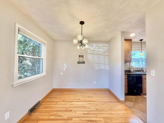 2525 Mt Vernon Avenue, Janesville, WI 53545