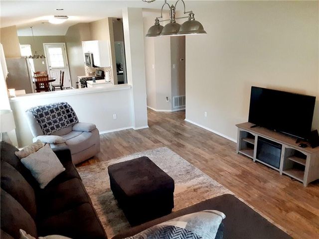 317 McCarthur DR, Leander, TX 78641