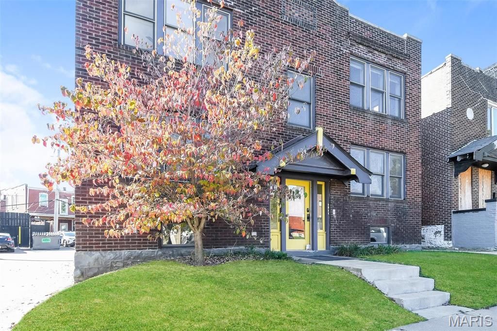4134 Chouteau Avenue, St Louis, MO 63110