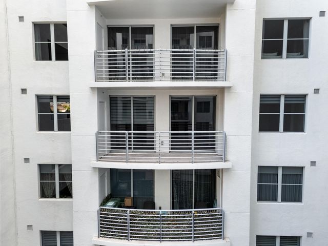 1830 Radius Drive 405, Hollywood, FL 33020