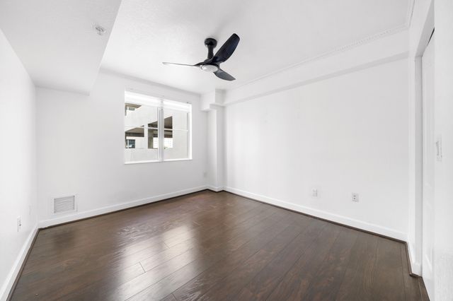 1830 Radius Drive 405, Hollywood, FL 33020