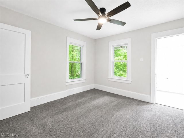 1007 Delia Avenue, Akron, OH 44320