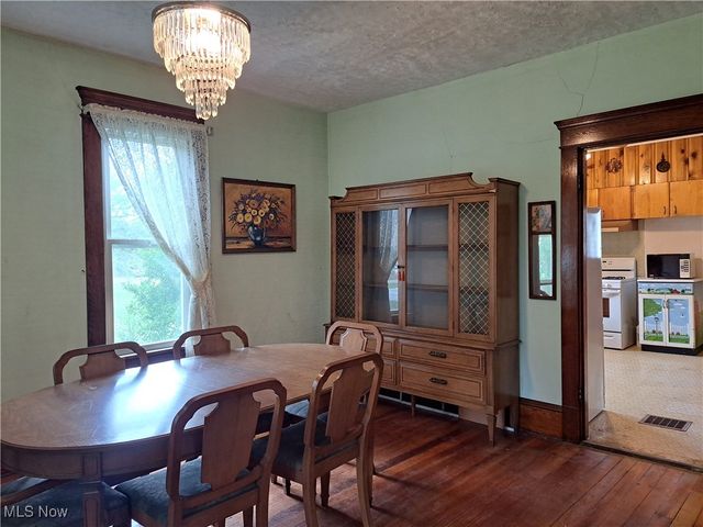 139 East Street, Lore City, OH 43755