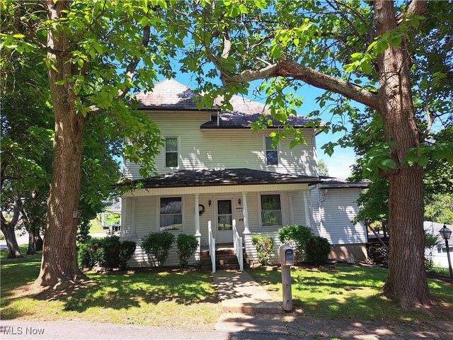 139 East Street, Lore City, OH 43755