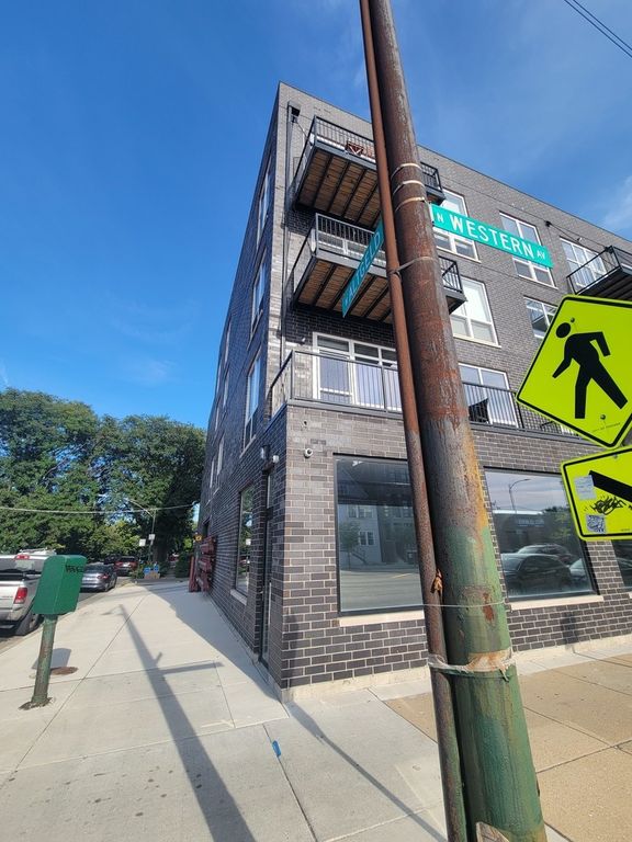 2443 N Western Avenue 203, Chicago, IL 60647