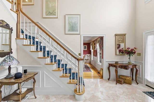 7 Farmside Dr, Pembroke, MA 02359