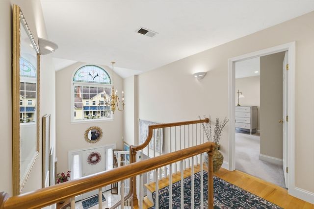 7 Farmside Dr, Pembroke, MA 02359