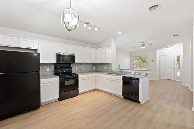 437 Sweet Leaf LN, Pflugerville, TX 78660