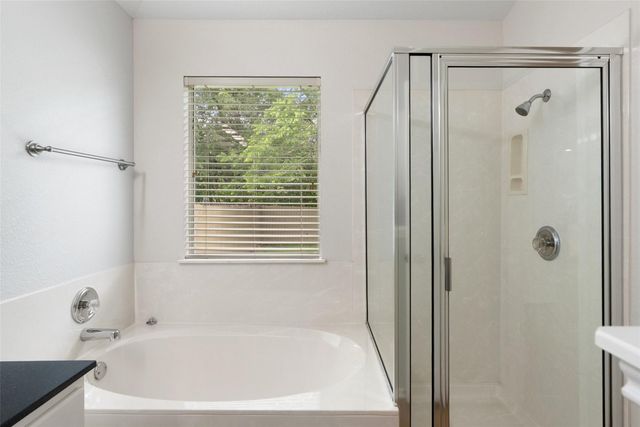 437 Sweet Leaf LN, Pflugerville, TX 78660