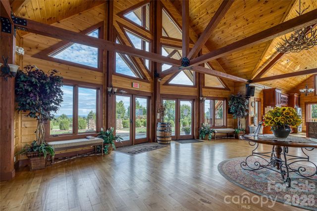 120 Johns Ridge Parkway 120, Lenoir, NC 28645