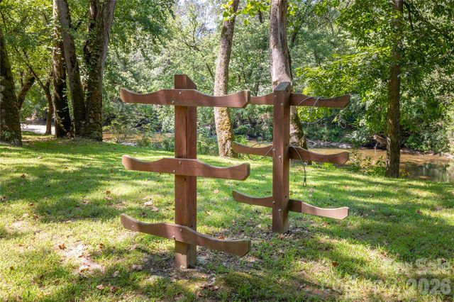 120 Johns Ridge Parkway 120, Lenoir, NC 28645