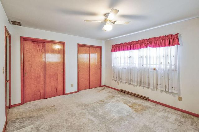 111 Barb Avenue, Heath, OH 43056