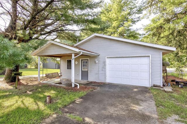 111 Barb Avenue, Heath, OH 43056